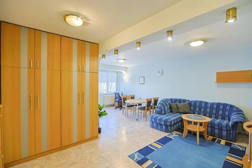 소피아 Sunny & Convenient On Dondoukov Blvd, 1 Bdr Zaimov 아파트 0*,  불가리아