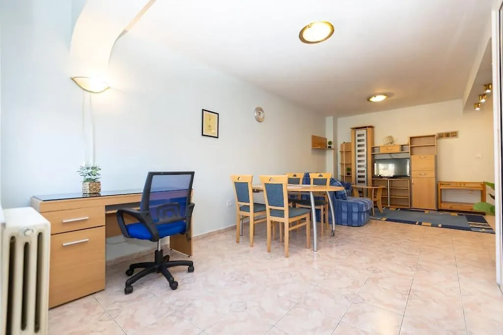 소피아 Sunny & Convenient On Dondoukov Blvd, 1 Bdr Zaimov 아파트